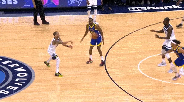 开云体育登录-再见NBA！三次膝盖大伤，如何评价达米恩李的生涯？