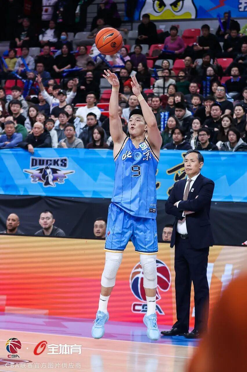 北京89-85险胜江苏