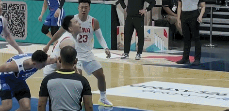 开云体育官网-这次态度正确!FIBA官方点赞中国男篮:第四节风暴真是太猛了|世预赛|日本男篮|赵继伟|胡金秋|李弘权_新浪体育_新浪新闻